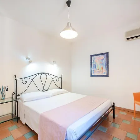 Le Grand Bleu - Gioia Apartments Procida Exterior photo