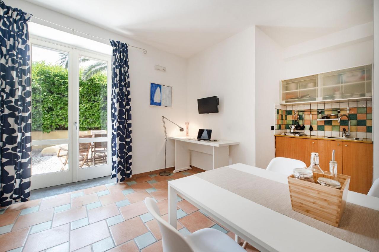 Le Grand Bleu - Gioia Aparthotel